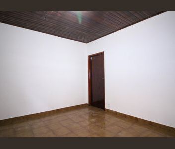 Casa para alugar com 105m², 2 quartos e 4 vagas - Foto 1