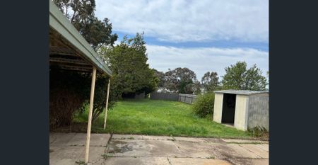 FAMILY HOME - Photo 2