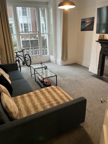 1 Bed Flat, Buckingham Road, BN1 - Photo 5