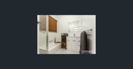 Gorgeous, Character Family Home - Photo 3