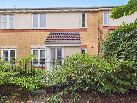 Hallen Close, Emersons Green, Bristol, BS16 - Photo 2