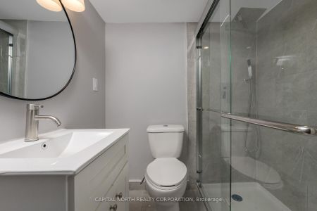 Semi-Detached Home For Lease | W7393108 - Photo 4