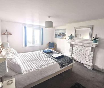 Albion Villas, Folkestone, CT20 - Photo 1
