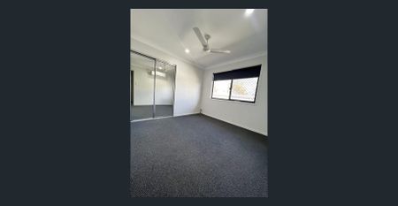 3 BEDROOM + MEDIA ROOM - MODERN HOME WITH PARK AT YOUR BACK DOOR - Photo 2