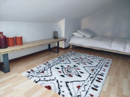 Location Appartement 4 pièces 55m² BAGNERES DE BIGORRE 65200 - Photo 3