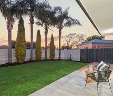 Refurbished & Fabulous - Move in For Christmas - Photo 4