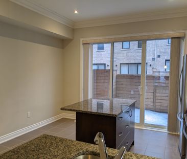 For Lease - 2184 Trafalgar Road Unit# 27, Oakville, Ontario - Photo 5