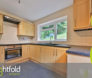 4 bedroom terraced house to rent - Photo 6