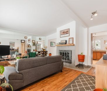 1944 Rue Jean-Deslauriers, H7S 1G2, H7S 1G2, Laval - Photo 1