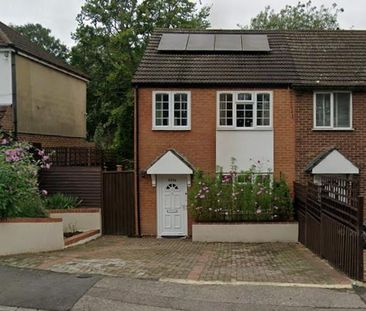 Croydon Road, Caterham CR3, London - Photo 1