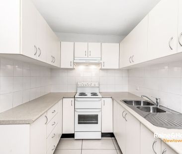 Location Location Location! - Photo 5