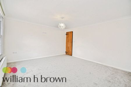 High Street - Photo 5