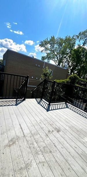 APPARTEMENT 5 1-2 + GRANDE TERRASSE - Photo 1