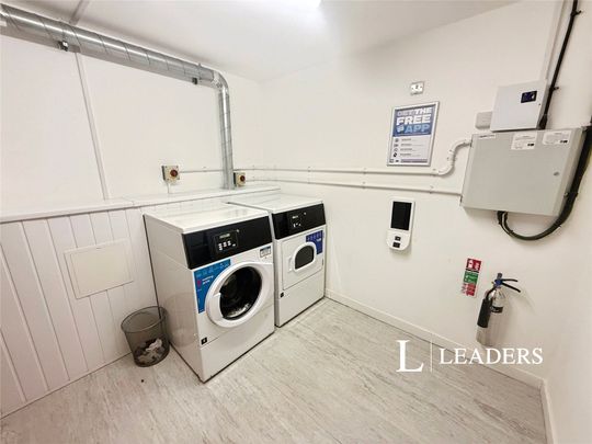 1 bedroom studio to rent London Road, Newcastle, Staffordshire, ST5 - Photo 1