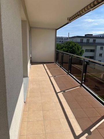 Profitez d'un spacieux 4,5 pièces lumineux dans un quartier paisible - Photo 3