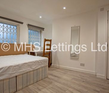 5 Bedroom End Terraced House for rent in Winfield Grove - Photo 3