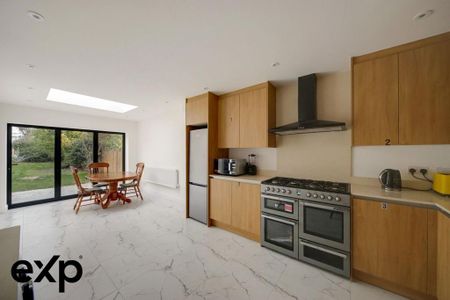 1 bedroom house of multiple occupation to rent - Photo 3