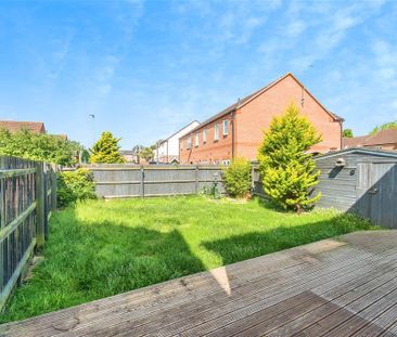 Penrose Gardens - Photo 5