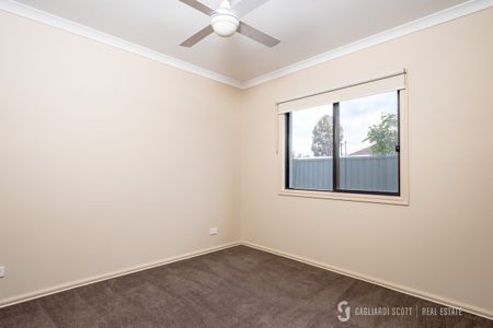 3 Bedroom Modern Unit - Photo 2