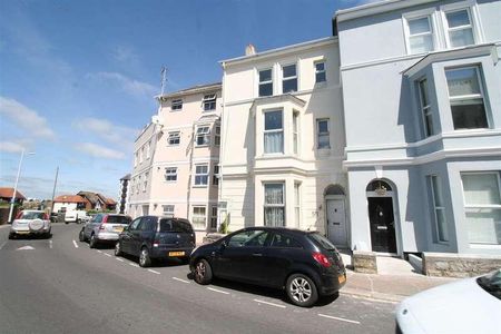 Grand Parade, Plymouth, PL1 - Photo 2