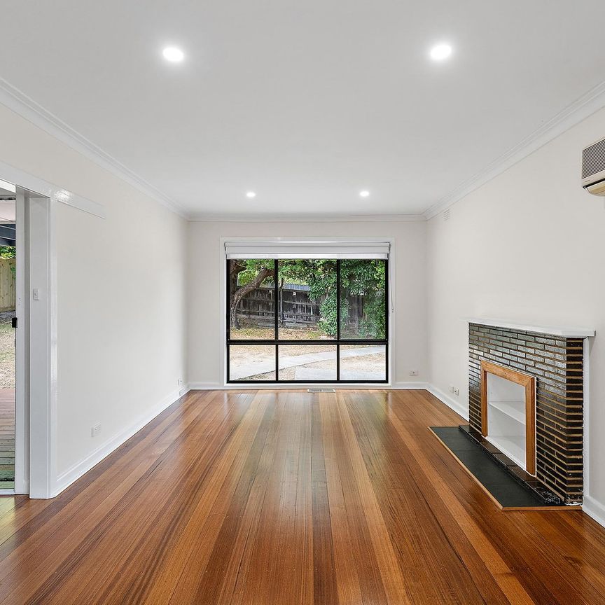 63 Manchester Road, Mooroolbark - Photo 1