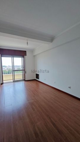 Apartamento em Candal - Regadas, Santa Marinha - Photo 2