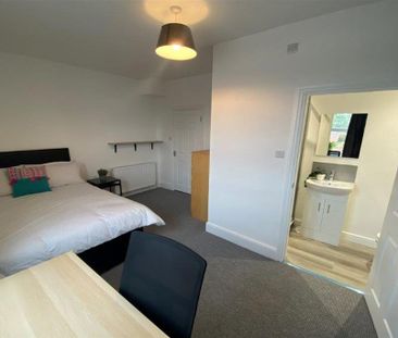 5 bedroom terraced house to rent - Photo 6