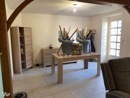 Pour visiter, appeler le 02.23.55.91.17. VAL D'IZE - Maison T5 comprenant : Au rez de chaussé... - Photo 5