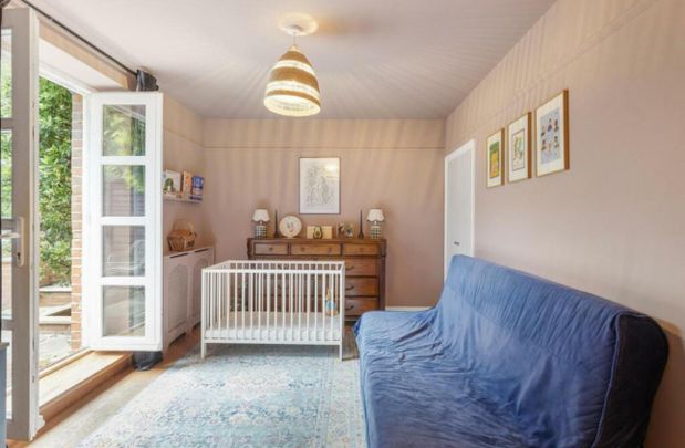 2 Bed Flat, Church Road, SE19 - Photo 1