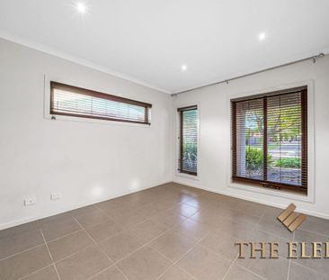 Double Storey Family Living! - Photo 5