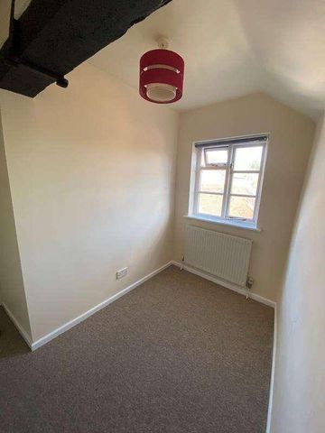 Flat, Old Street, Worcester, Worcestershire, WR8 - Photo 5