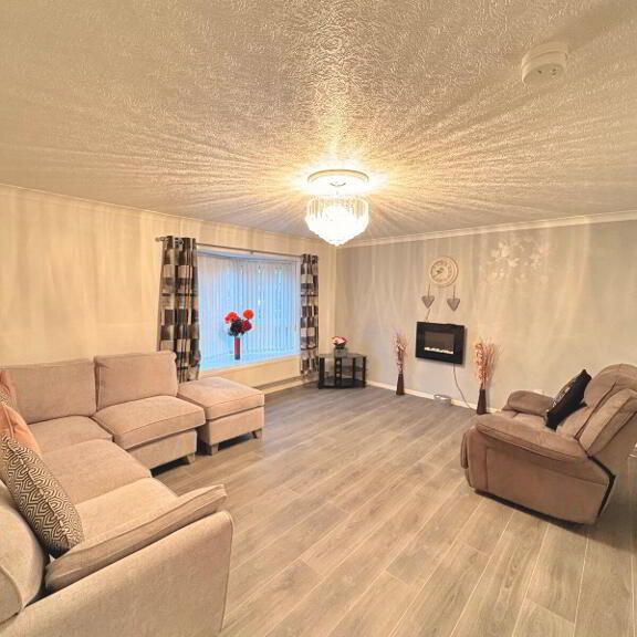 2 Catherine Street North, Belfast, BT2 8LR - Photo 1