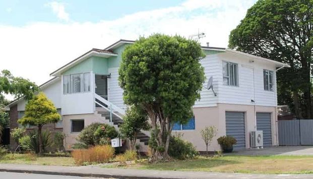 Large Four Bedroom Home - Photo 1