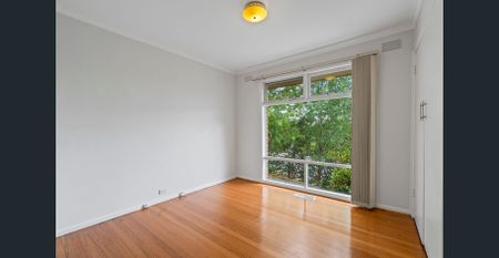 EVERYTHING YOU NEED! - Photo 4