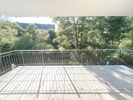 Trier-Feyen: Moderne, lichtdurchflutete und energieeffiziente Wohnung mit großem Balkon und Blick ins Grüne - Photo 3