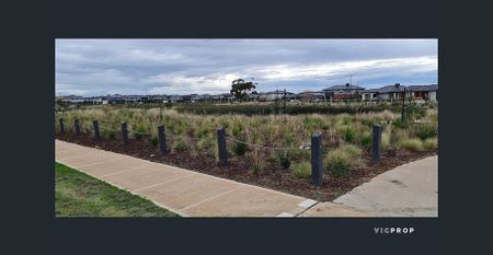 Modern Family Living in One of Truganina’s Best Locations - Photo 2