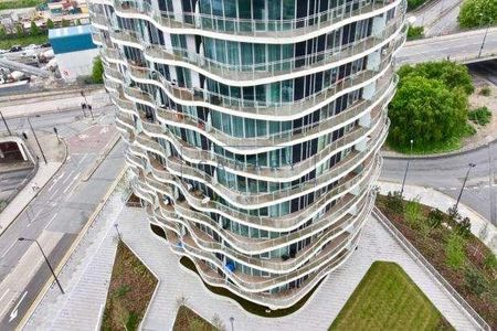 Hoola East Tower, Tidal Basin Road, London, E16 - Photo 2