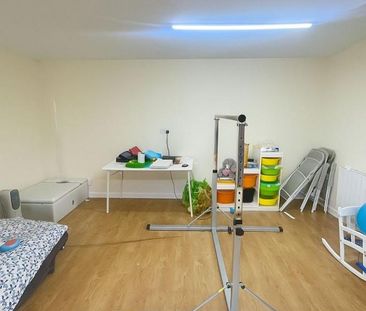 3 bedroom detached house to rent - Photo 6