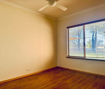 CHARMING RURAL PROPERTY - Photo 3