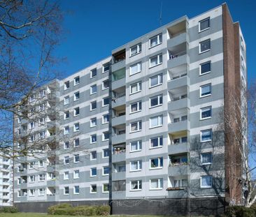 3-Zimmer-Wohnung mit Balkon und Badewanne im 6. OG mit Aufzug in Wi... - Foto 1