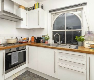 Bridle Close, KT1, London - Photo 4