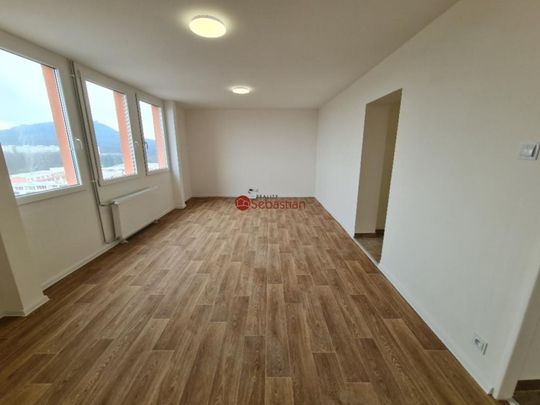 Pronájem bytu 2+1 48 m2 - Photo 1