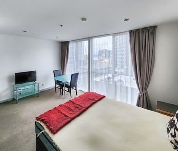 Inner City Studio Furnished Apartment. - Photo 1