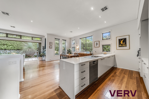 BRIGHT, BEAUTIFUL & PERFECTLY POISED TOWNHOUSE LIVING - Photo 1