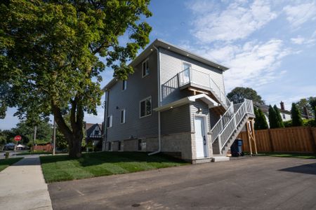 For Lease - 309 Nelson Street, Brantford, Ontario - Photo 5