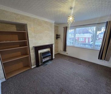 Lynfield Drive, Bradford, BD9 - Photo 1