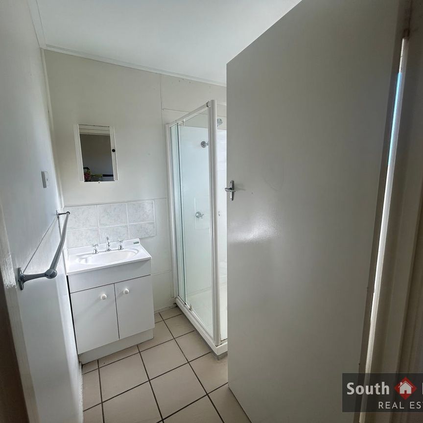 Affordable and Convenient Unit in Kingaroy! - Photo 1