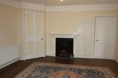3 bedroom detached house to rent - Photo 2
