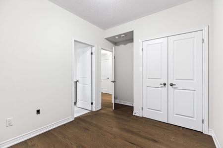 For Lease - 3205 Sixth Line Unit# Unit 2, Oakville, Ontario - Photo 5