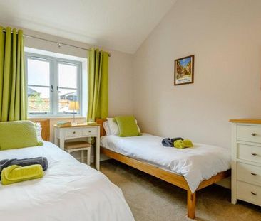 5 bedroom detached house to rent - Photo 6